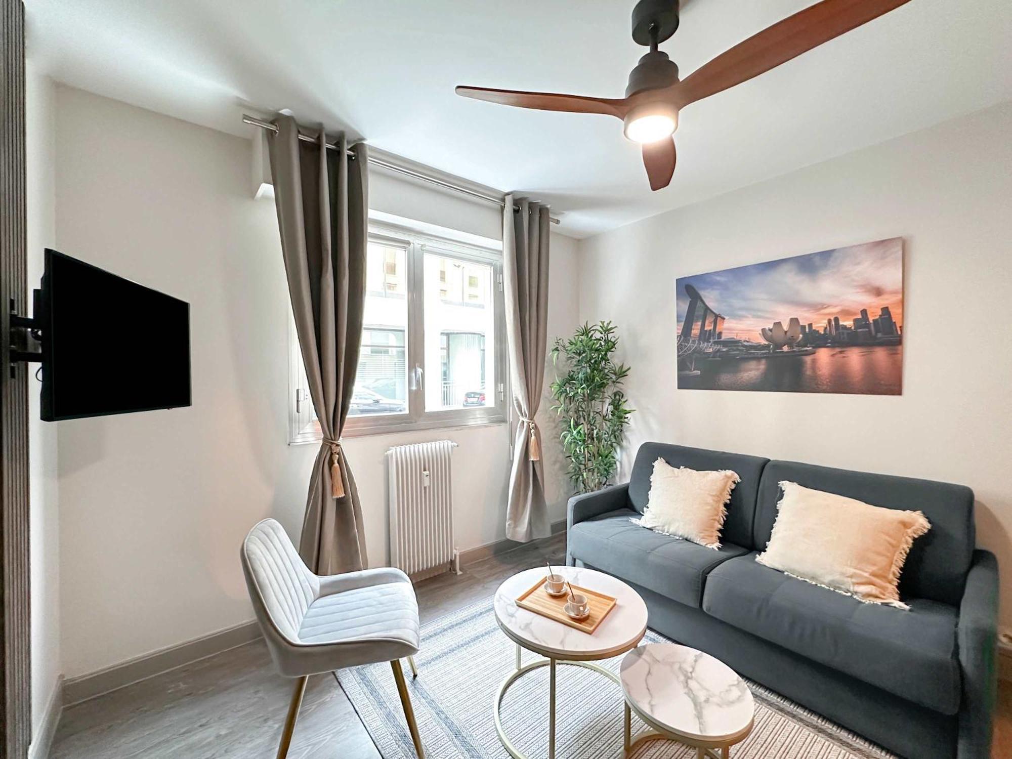 Elegant Escape Near Arc De Triomphe Apartment Paris Luaran gambar